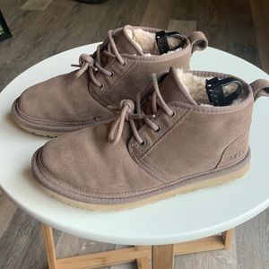 Ugg Neumel size 8